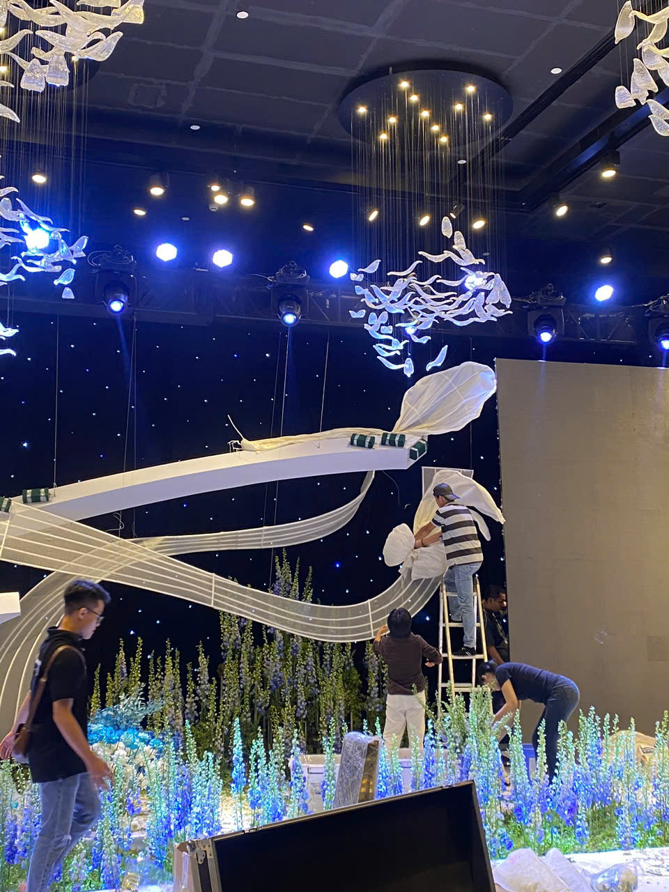 bó hoa khổng lồ 20/10