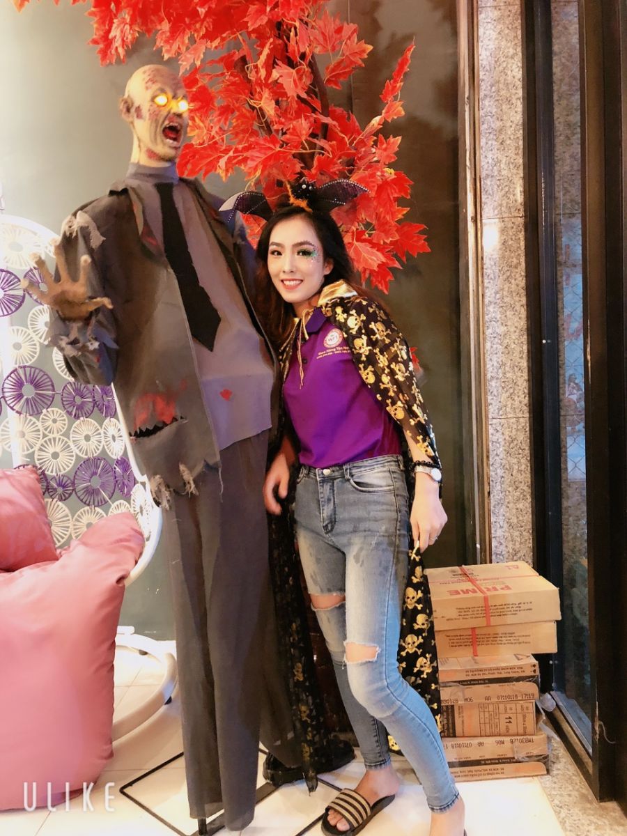 Trang trí halloween